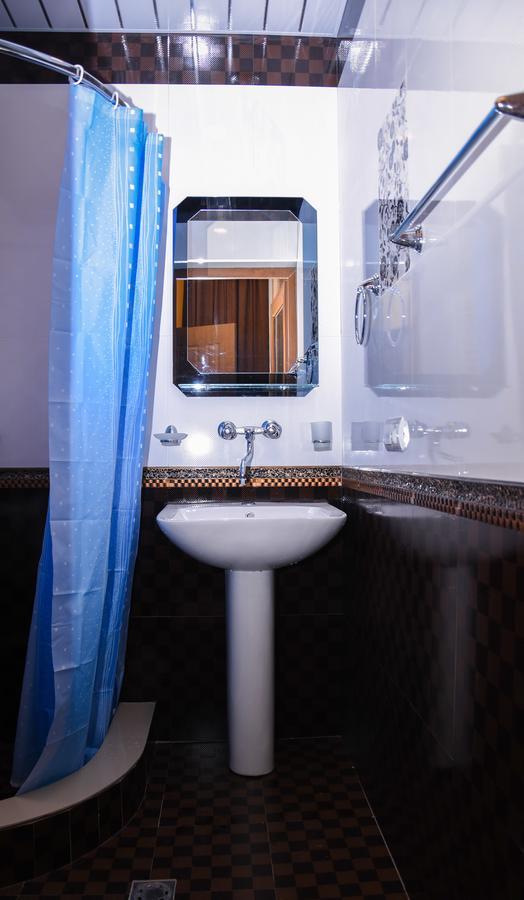 Guesthouse Crown Of ซากาดซอร์ ภายนอก รูปภาพ
